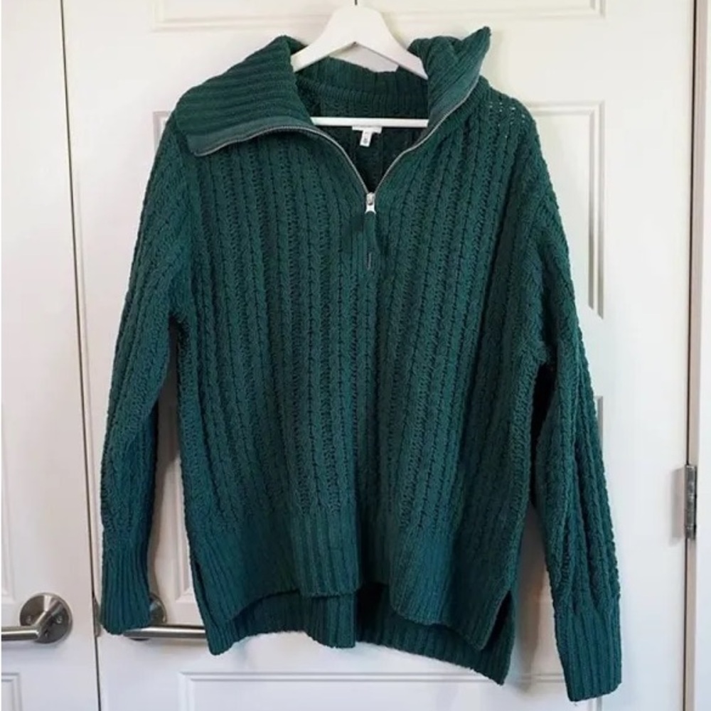 Women's Green Cable Knit Sweater